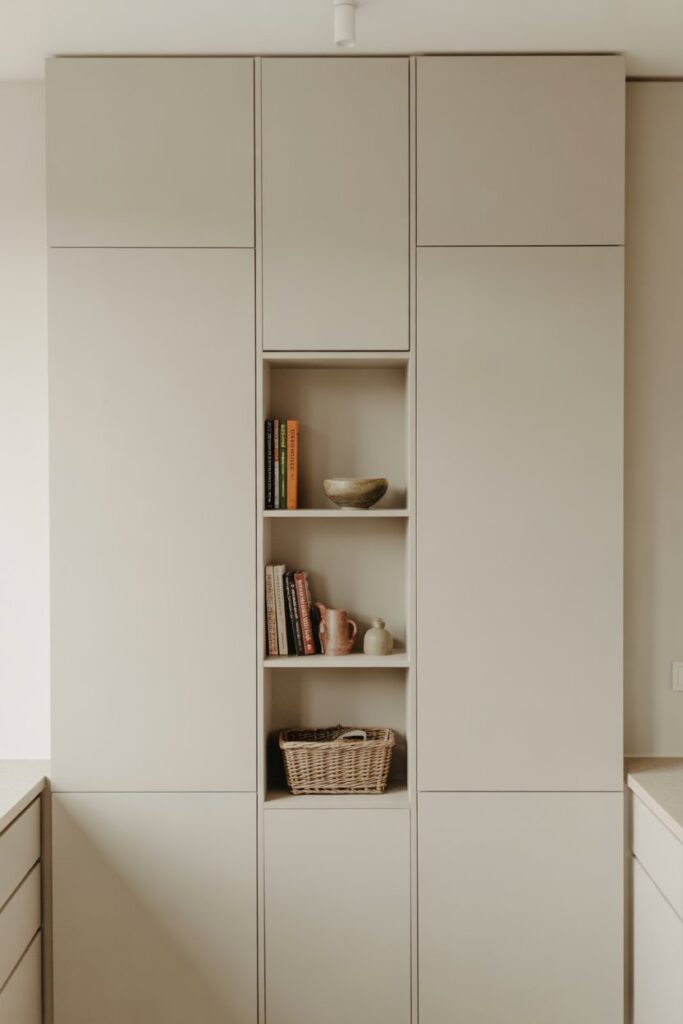Ceiling-Height Single Units